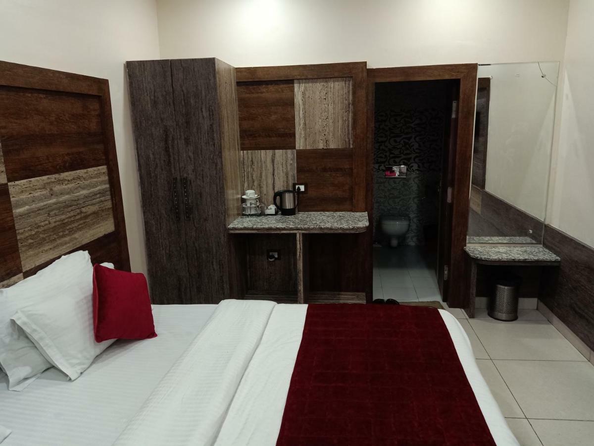 Hotel King Castle Dharamsala Zewnętrze zdjęcie